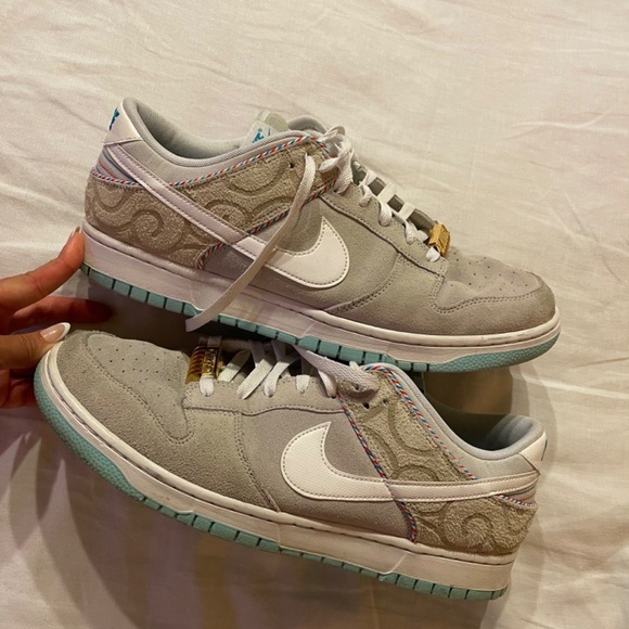 Nike Dunk Low SE Barber Shop Grey Gold Hair clip - Picture 5 of 12